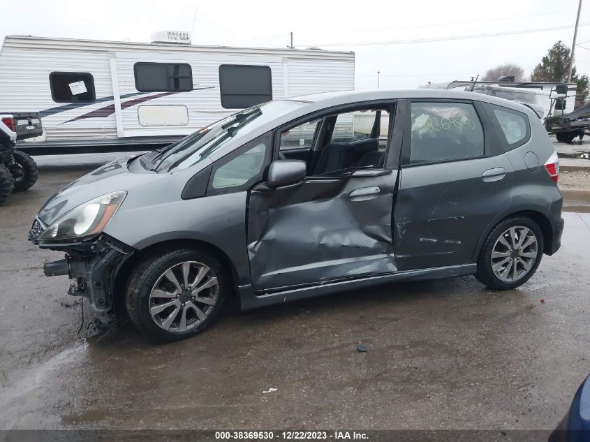 2013 HONDA FIT SPORT - JHMGE8H51DC015642