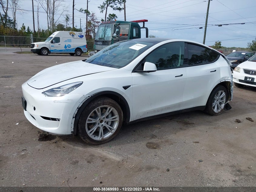 VIN 7SAYGDEE1PA040481 2023 TESLA MODEL Y