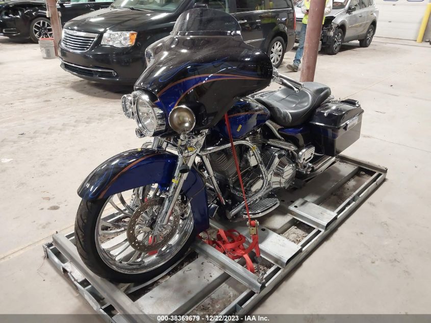 2004 HARLEY-DAVIDSON FLHTCSE - 1HD1PJE114Y952809