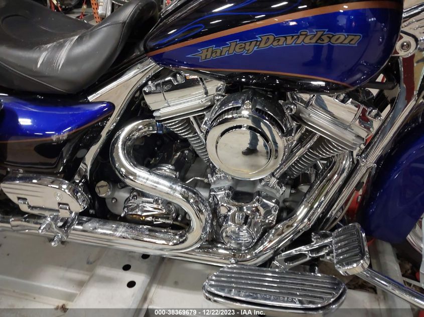 2004 HARLEY-DAVIDSON FLHTCSE - 1HD1PJE114Y952809
