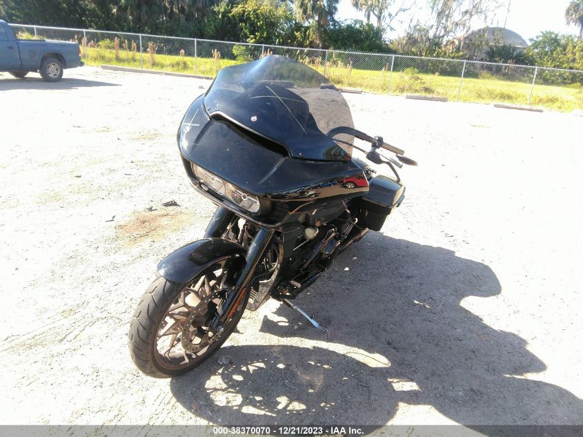 2022 HARLEY-DAVIDSON FLTRXST 1HD1ACL15NB667938