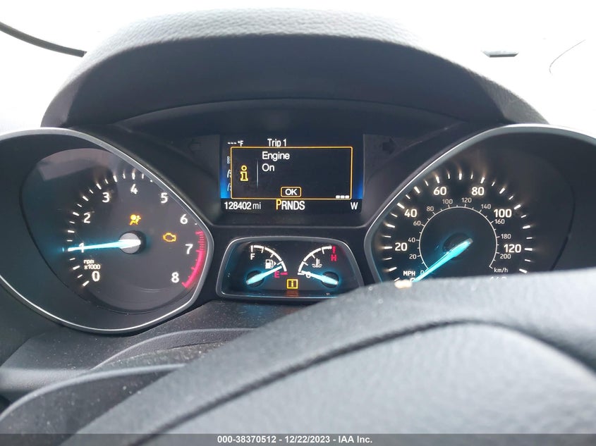 VIN 1FMCU9GD4HUE47879 2017 FORD ESCAPE SE