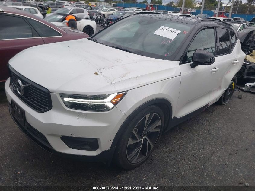 2021 VOLVO XC40 T5 R-DESIGN YV4162UM8M2431267