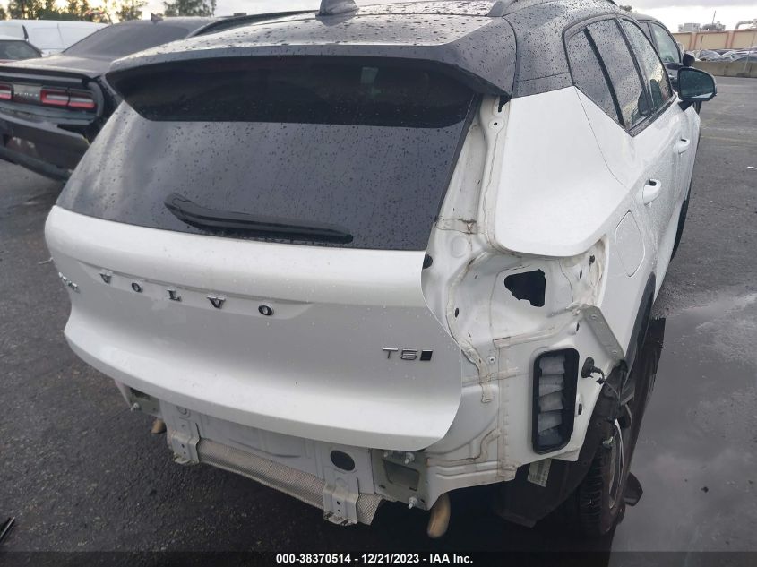 2021 VOLVO XC40 T5 R-DESIGN YV4162UM8M2431267
