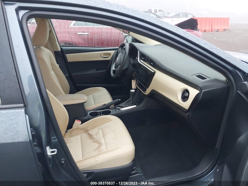 VIN 2T1BURHEXHC779037 2017 TOYOTA COROLLA LE