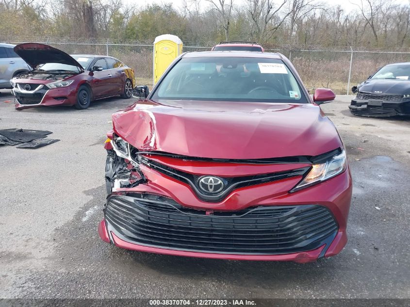 2018 TOYOTA CAMRY LE - 4T1B11HK4JU561731