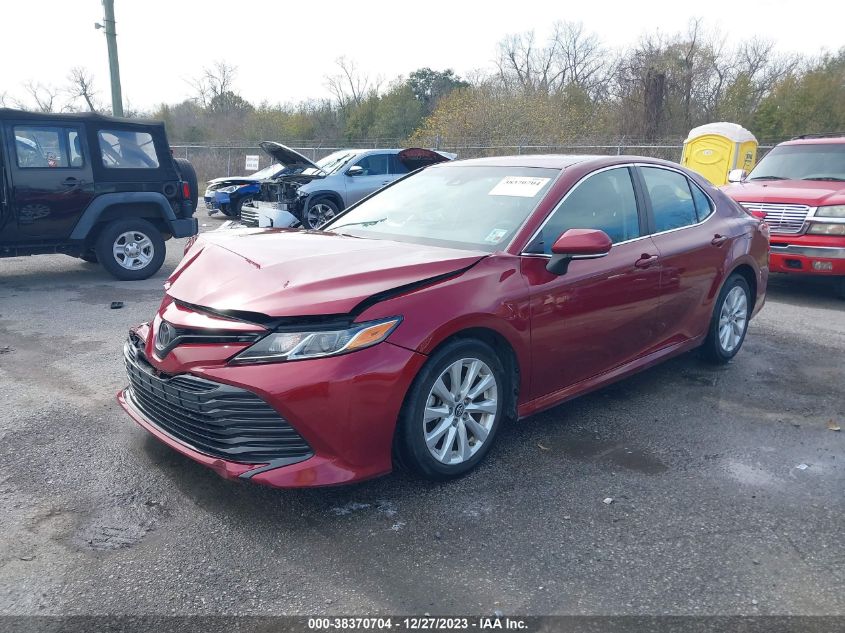 2018 TOYOTA CAMRY LE - 4T1B11HK4JU561731