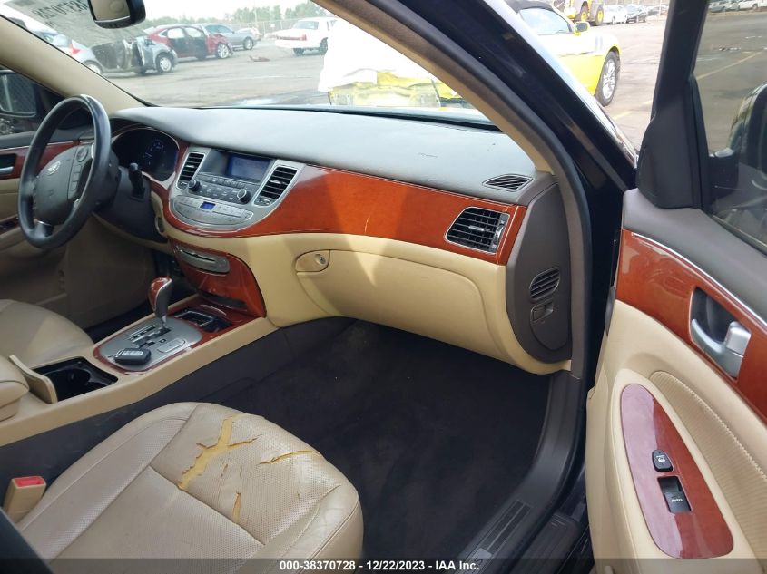 2013 HYUNDAI GENESIS 3.8 - KMHGC4DD8DU221768