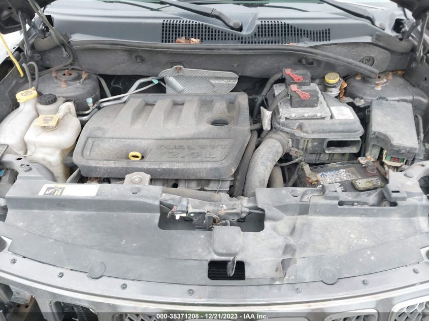 2015 JEEP COMPASS LATITUDE - 1C4NJDEB0FD110018