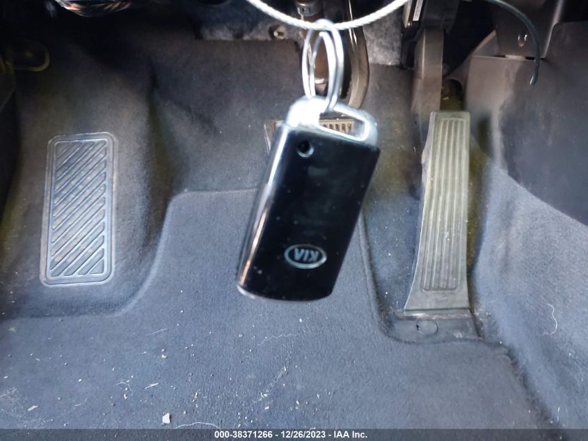 2014 KIA CADENZA PREMIUM/LIMITED KNALN4D77E5120477