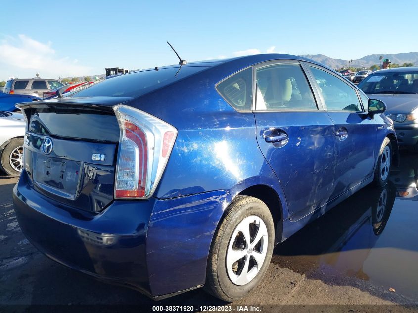 2013 TOYOTA PRIUS TWO - JTDKN3DU5D1733704