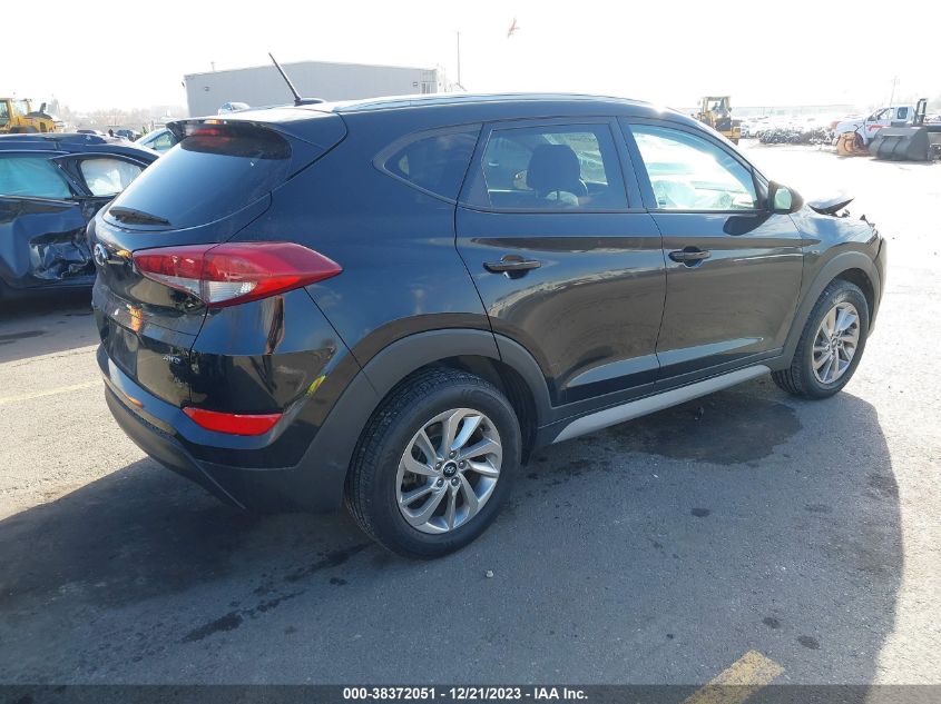 2017 HYUNDAI TUCSON SE - KM8J3CA48HU414710