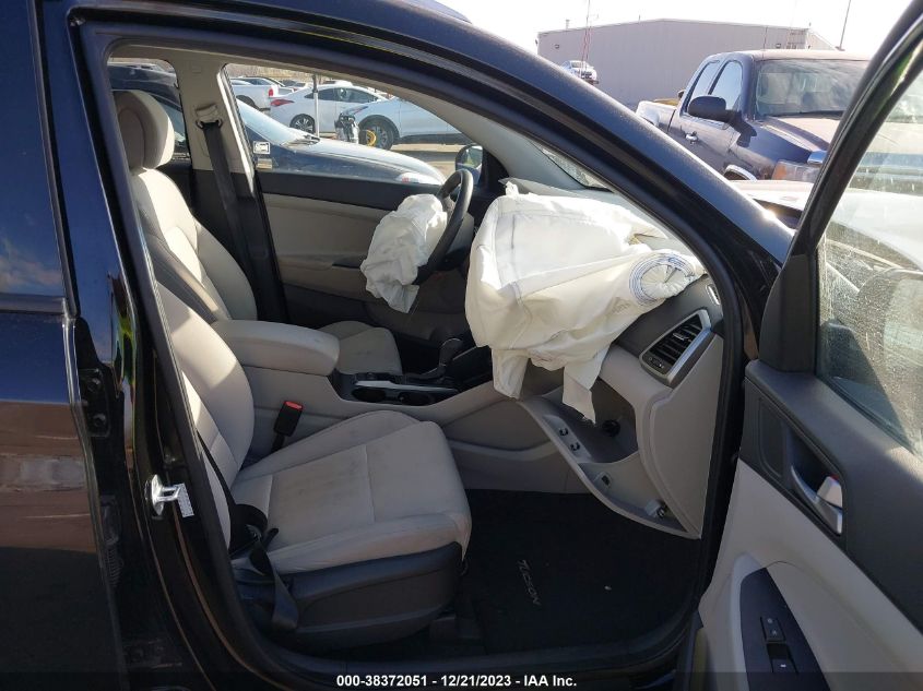 2017 HYUNDAI TUCSON SE - KM8J3CA48HU414710