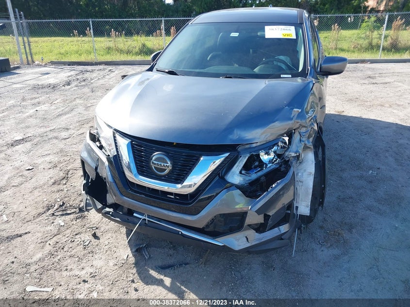 VIN 5N1AT2MT2JC770983 2018 NISSAN ROGUE S/SL