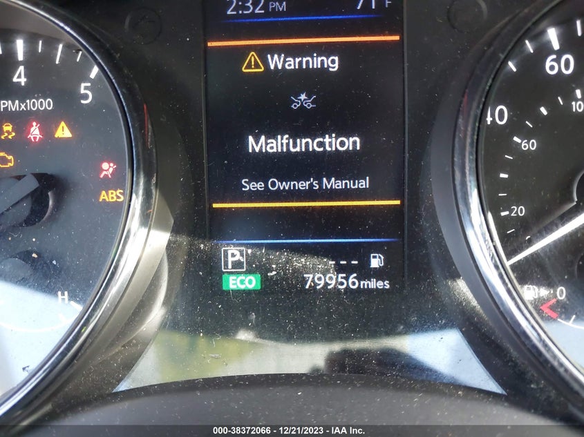 VIN 5N1AT2MT2JC770983 2018 NISSAN ROGUE S/SL
