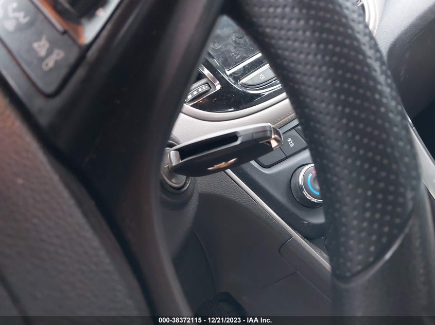 VIN 3GNCJKSB7LL229584 2020 CHEVROLET TRAX LS
