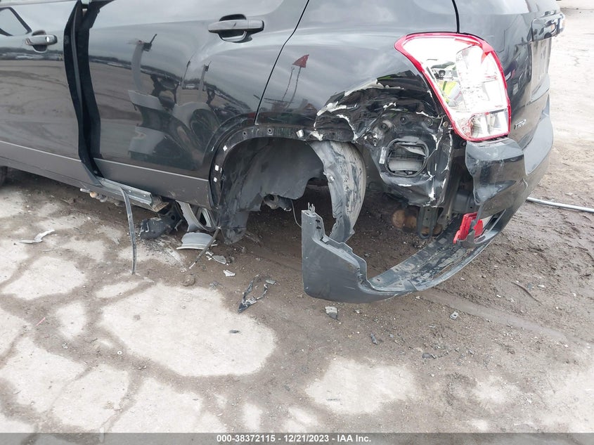 VIN 3GNCJKSB7LL229584 2020 CHEVROLET TRAX LS