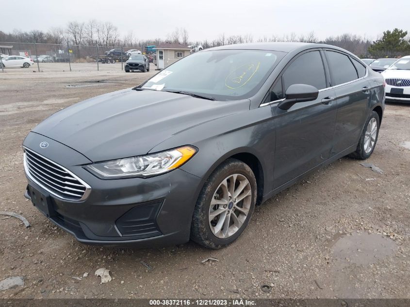 3FA6P0HD2KR281739 2019 FORD FUSION - Image 2