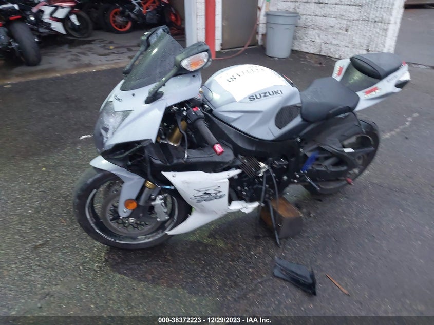 VIN JS1GR7MA6N7101195 2022 SUZUKI GSX-R750