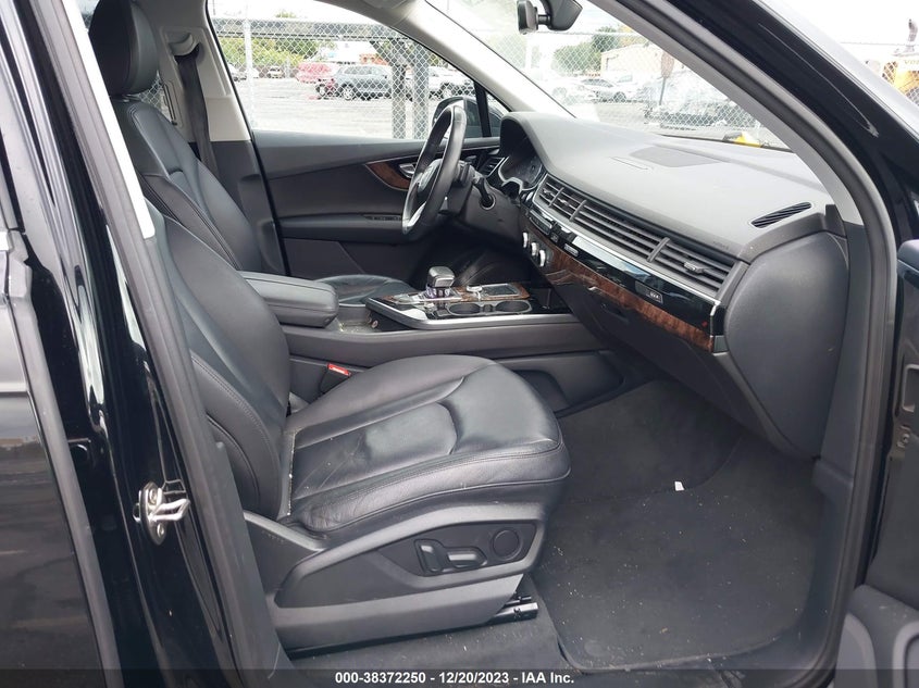 VIN WA1AAAF78JD050225 2018 AUDI Q7 3.0T PREMIUM