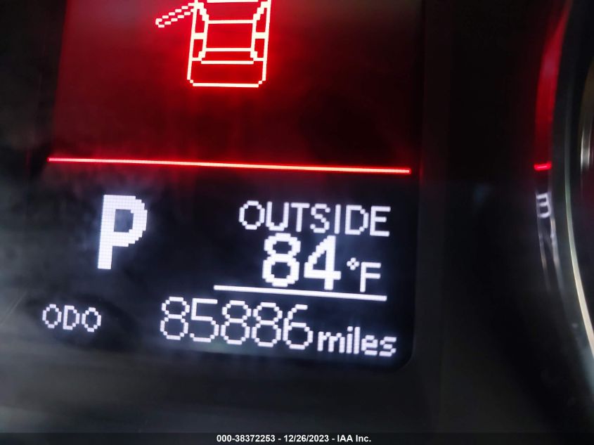 2019 TOYOTA COROLLA LE - 5YFBURHE7KP884402