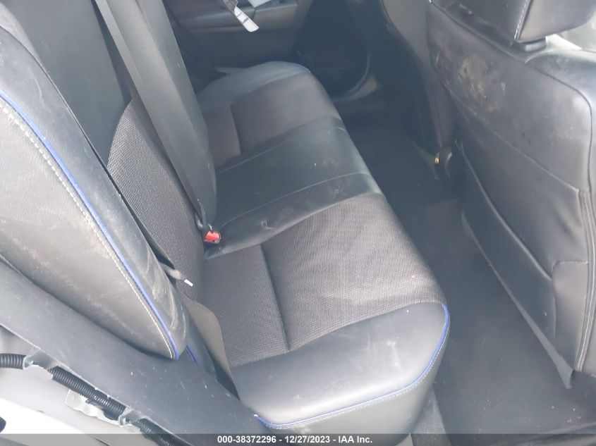 2018 TOYOTA COROLLA SE - 5YFBURHE9JP844076