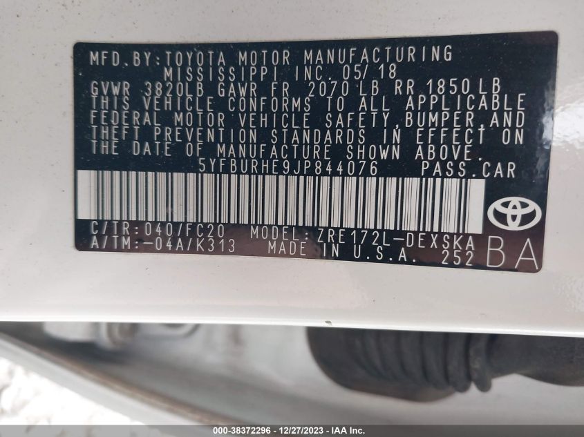 2018 TOYOTA COROLLA SE - 5YFBURHE9JP844076