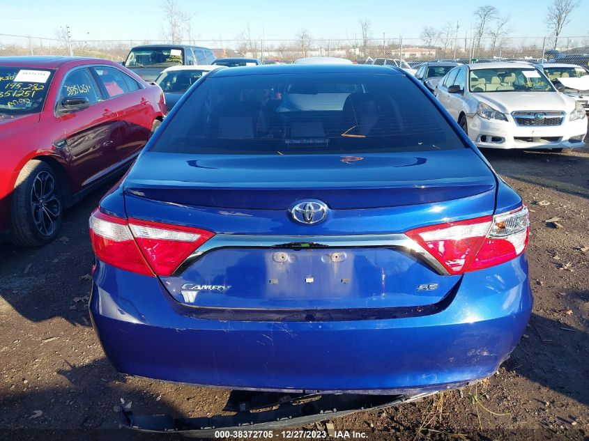 2015 TOYOTA CAMRY SE - 4T1BF1FKXFU938395