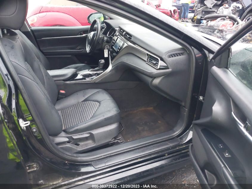 2019 TOYOTA CAMRY SE - 4T1B11HK2KU284238