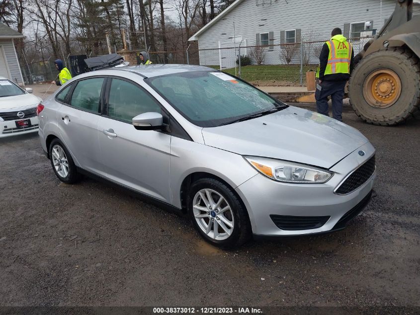 2015 FORD FOCUS SE - 1FADP3F2XFL229161