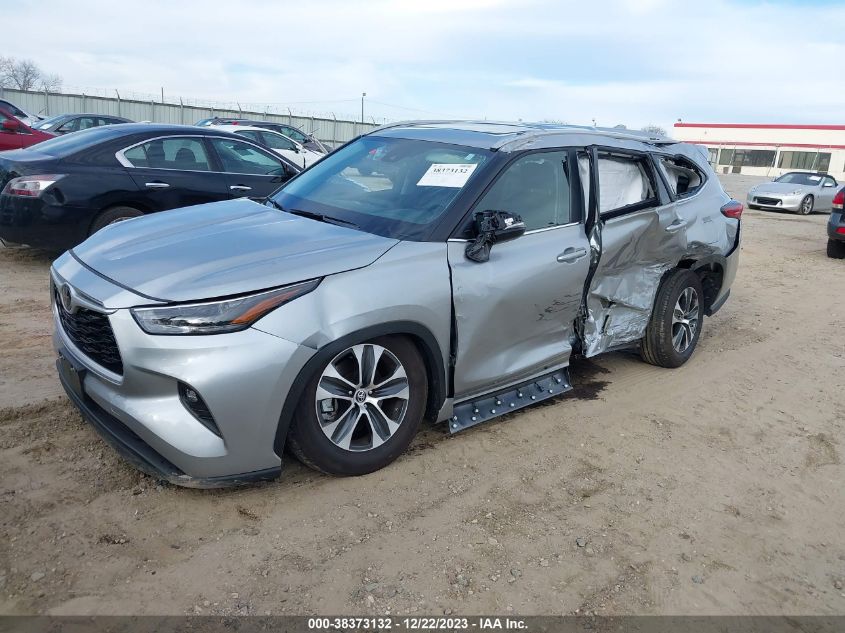 2023 TOYOTA HIGHLANDER XLE - 5TDKDRAH8PS045412