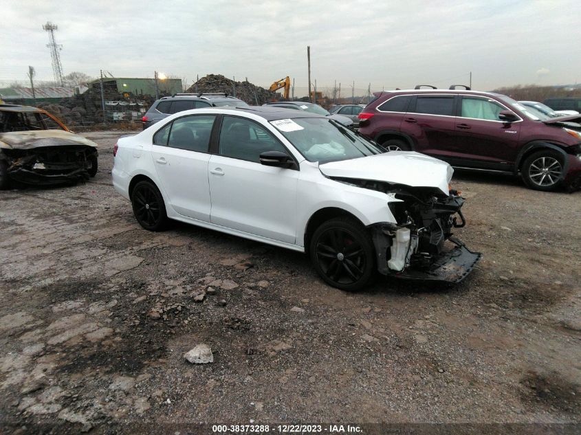 3VWD17AJ5JM245175 VOLKSWAGEN JETTA SPORT 2018