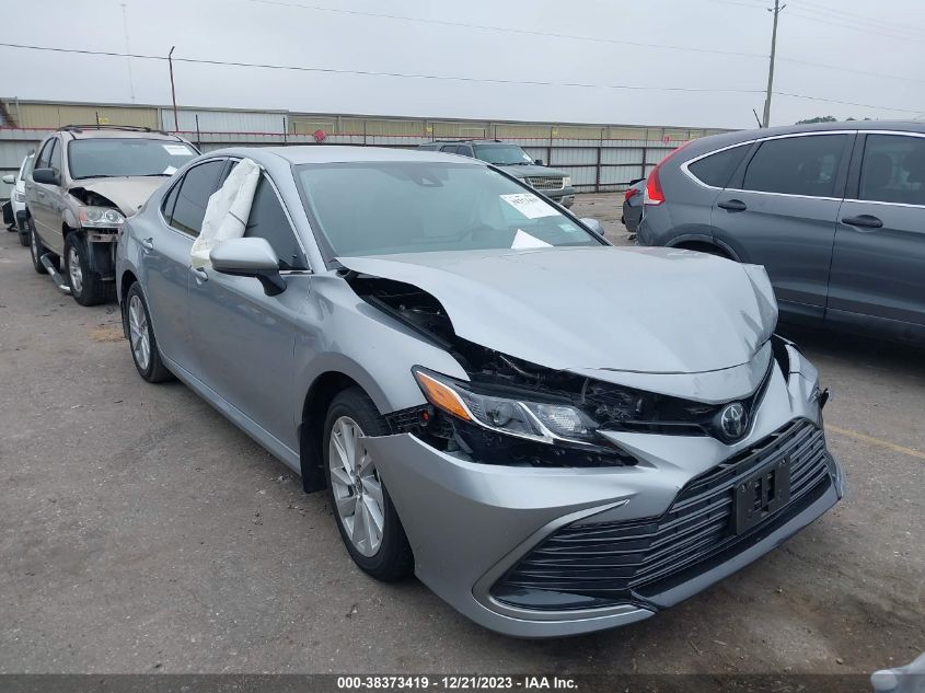 2022 TOYOTA CAMRY LE - 4T1C11AK3NU678785
