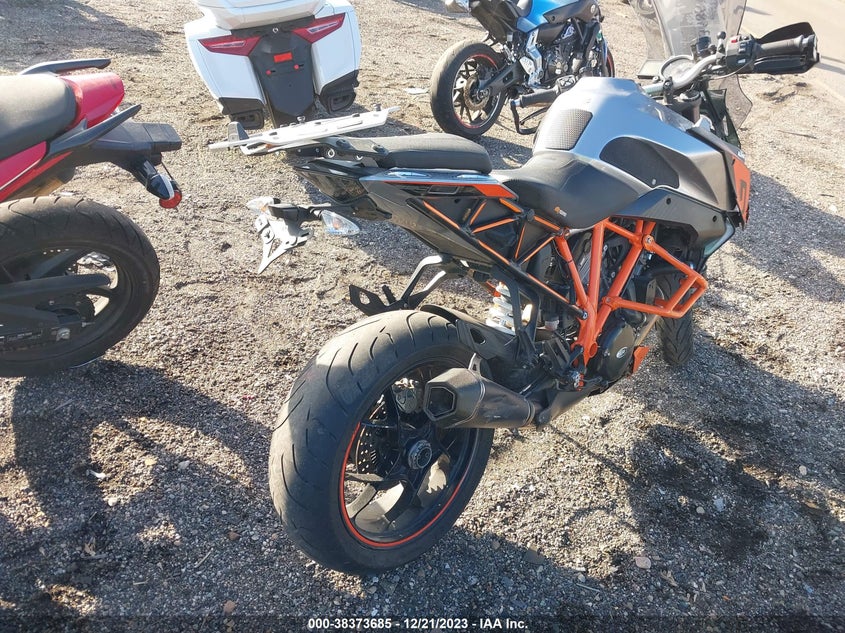 VIN VBKV69408HM958499 2017 KTM 1290 SUPER DUKE GT