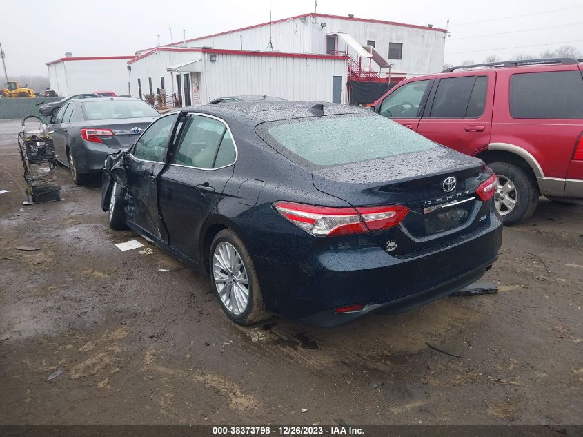2019 TOYOTA CAMRY XLE - 4T1B11HK7KU824473