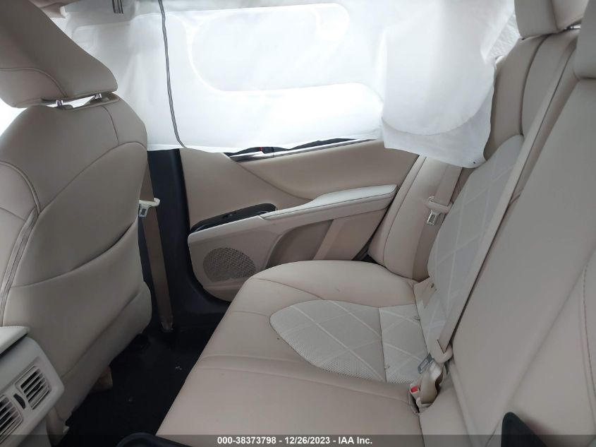 2019 TOYOTA CAMRY XLE - 4T1B11HK7KU824473