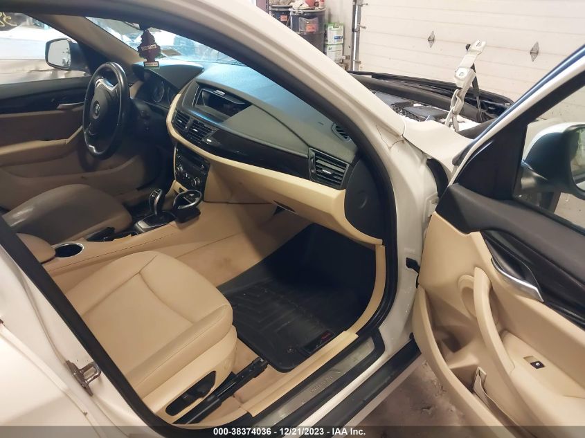 2014 BMW X1 XDRIVE28I - WBAVL1C56EVY16602