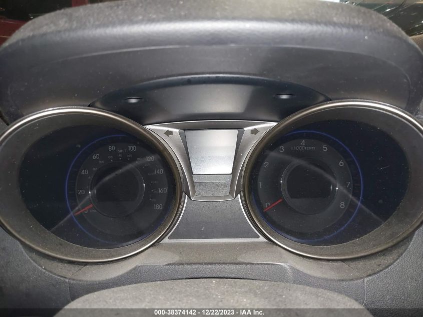 2015 HYUNDAI GENESIS 3.8 BASE - KMHHT6KJ0FU128934