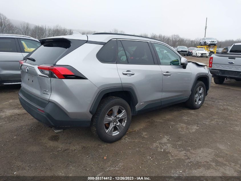 2022 TOYOTA RAV4 XLE - 4T3RWRFV3NU050956