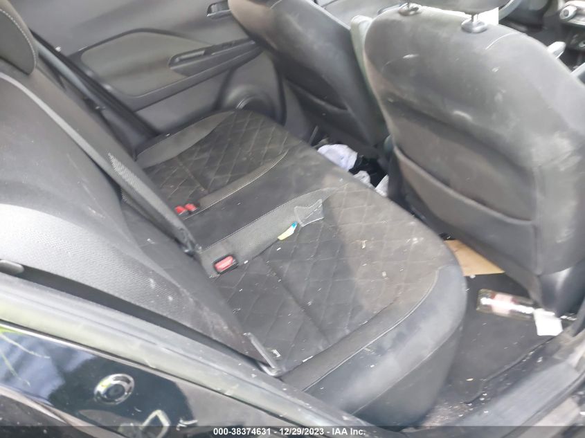 2018 NISSAN KICKS SV - 3N1CP5CU5JL521002