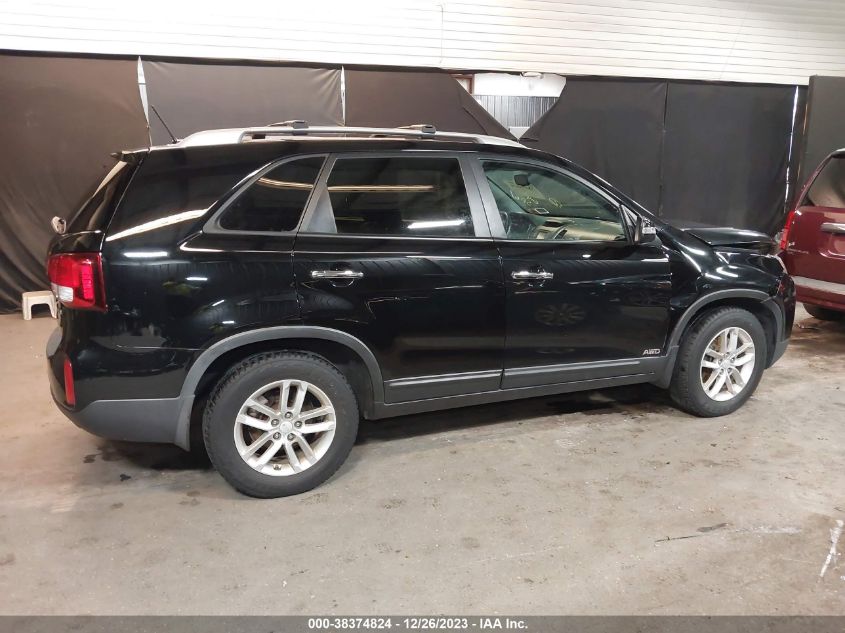 2015 KIA SORENTO LX - 5XYKTCA68FG606752