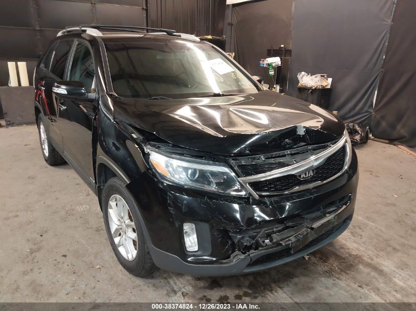 2015 KIA SORENTO LX - 5XYKTCA68FG606752