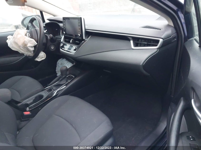 VIN 5YFEPMAE1MP183570 2021 TOYOTA COROLLA LE