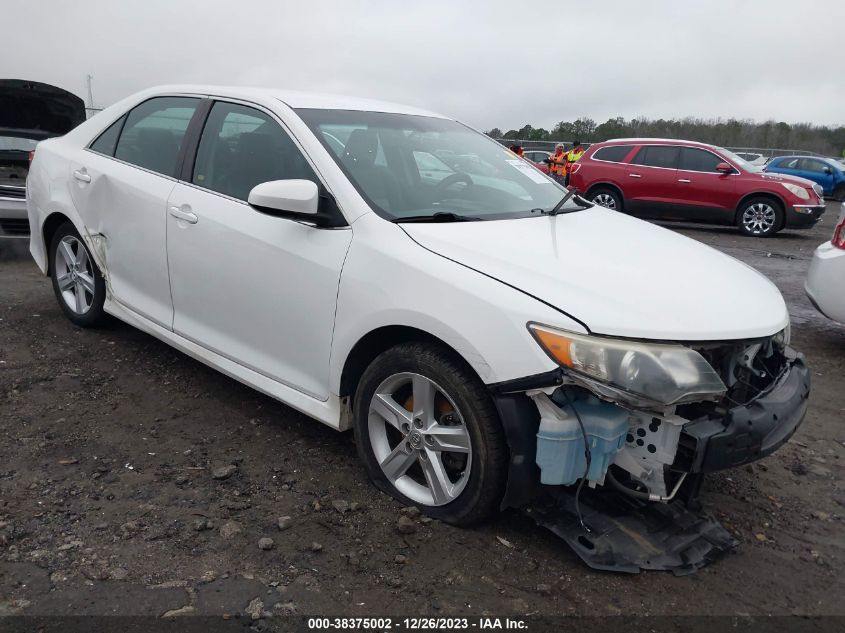 2014 TOYOTA CAMRY SE - 4T1BF1FK1EU866002