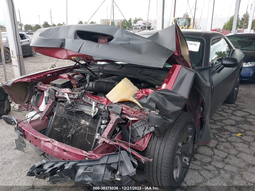 VIN 2C3CDZJG7KH747373 2019 DODGE CHALLENGER GT