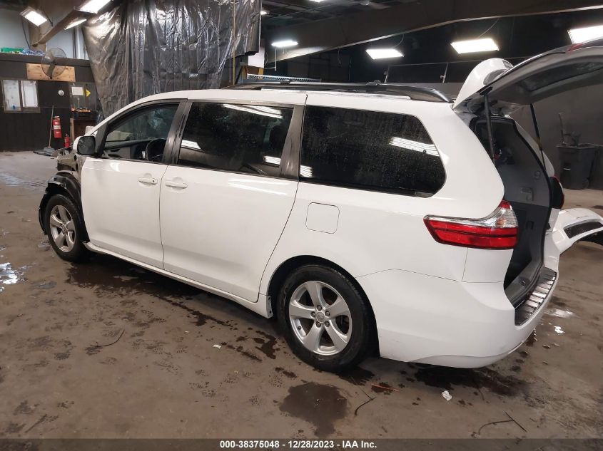 5TDKK3DC3GS722272 2016 TOYOTA SIENNA, photo no. 3