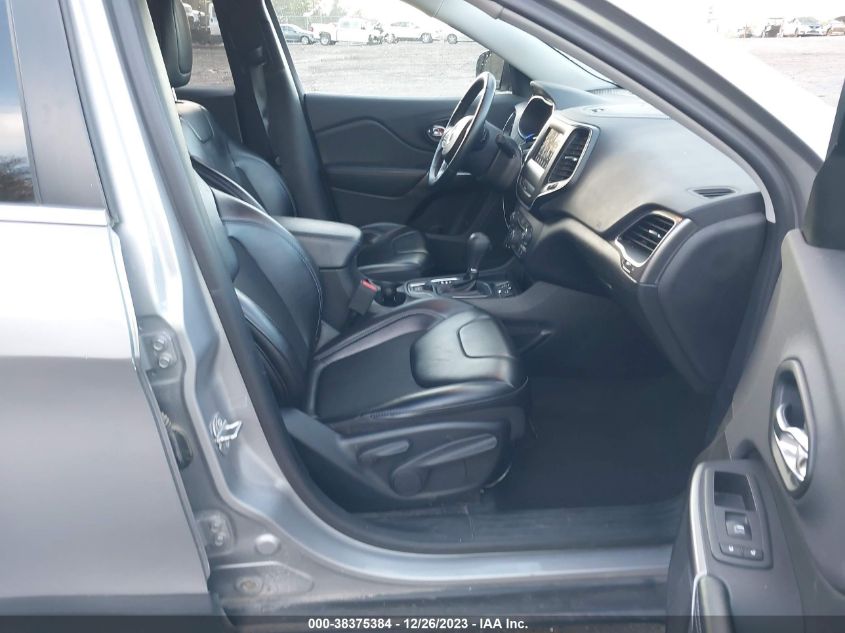 2019 JEEP CHEROKEE LATITUDE PLUS FWD - 1C4PJLLB1KD403409