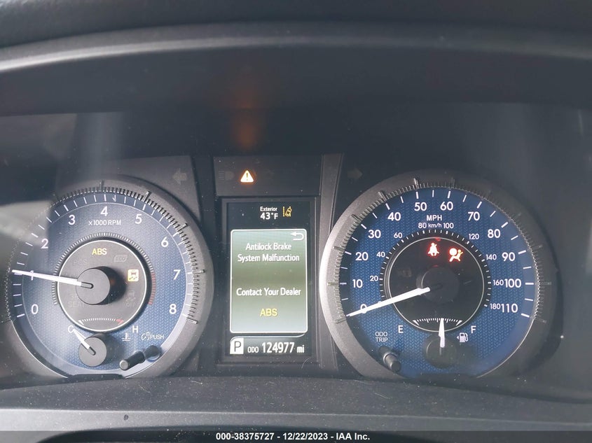 VIN 5TDKZ3DC0JS962723 2018 TOYOTA SIENNA LE