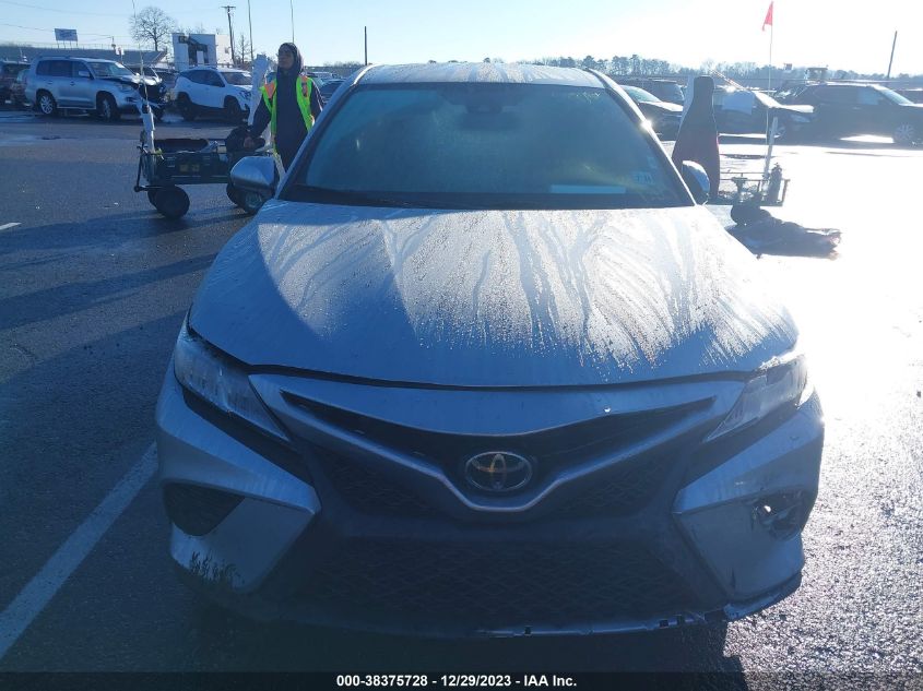 2019 TOYOTA CAMRY SE - 4T1B11HKXKU802810