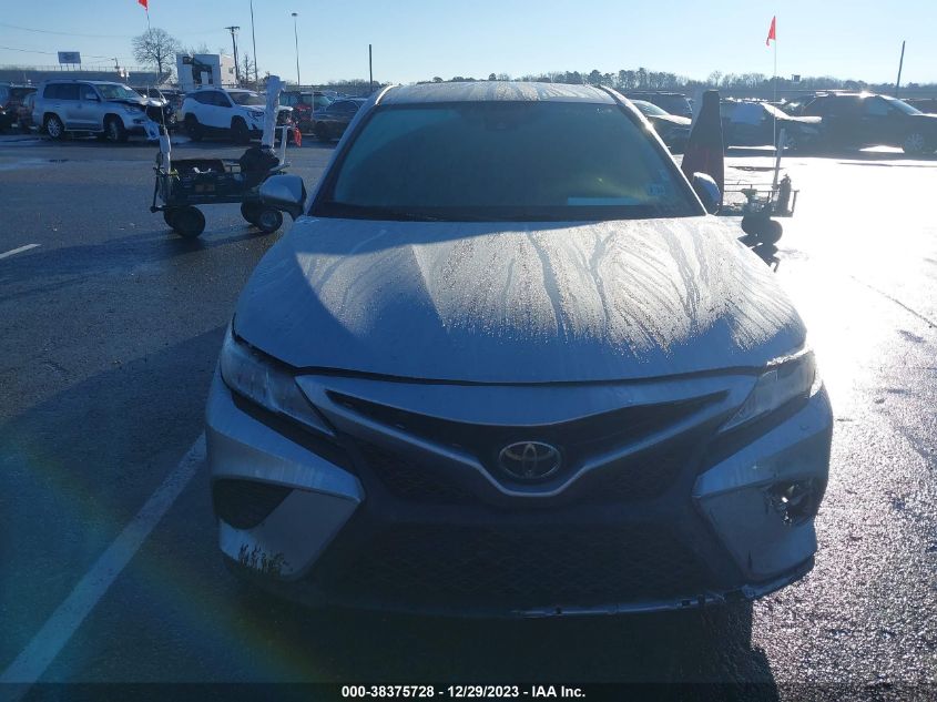 2019 TOYOTA CAMRY SE - 4T1B11HKXKU802810